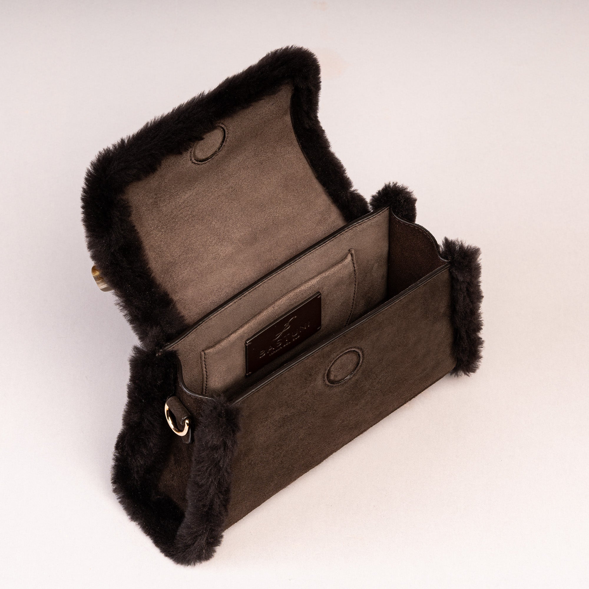 CHIONE TESTA DI MORO - Borsa in montone con manico in corno